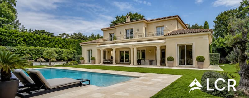 Magnifique villa 10 pièces de 6 chambres - Jardin avec piscine (1)