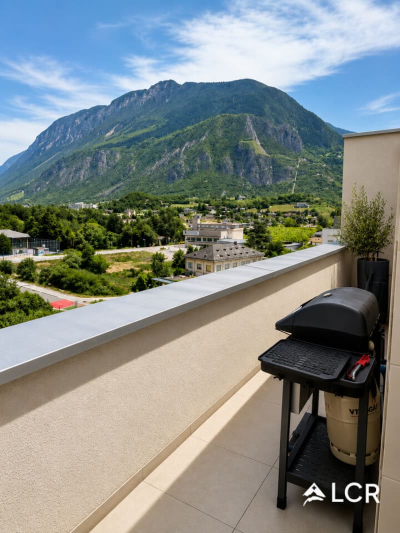 Magnifique Attique en Duplex de 4.5P / 3 CHB / 3 SDB / 1 grande terrasse / vue magnifique (9)