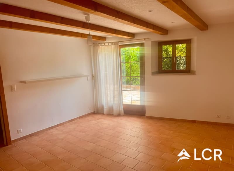 À louer - Appartement de 3.5 pièces avec terrasse dans une bâtisse de caractère à Corcelles (NE) (3)