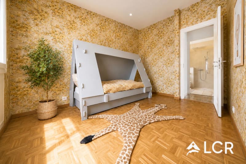 Magnifique maison familiale 8,5p / Jardin avec piscine et appartement indépendant (9)
