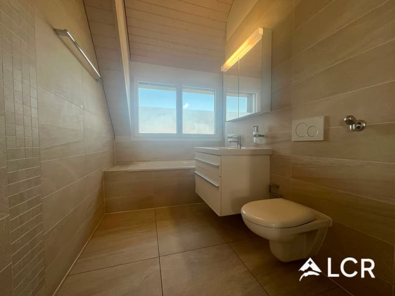 Magnifique appartement de 4.5P / 3 CHB / 2 SDB / 1 balcon (8)