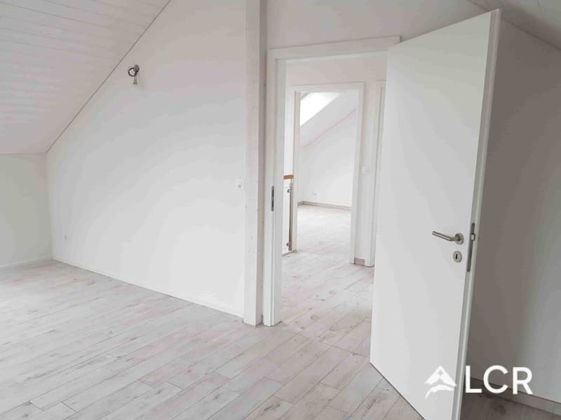 Bel appartement de 5.5P / 4 CHB / 2 SDB / 2 Balcons (5)