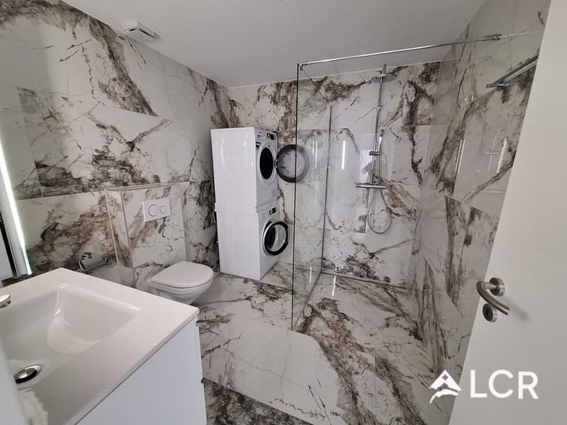 Magnifique appartement de 4.5P / 3 CHB / 2 SDB / 1 balcon / 2 places de parc (5)
