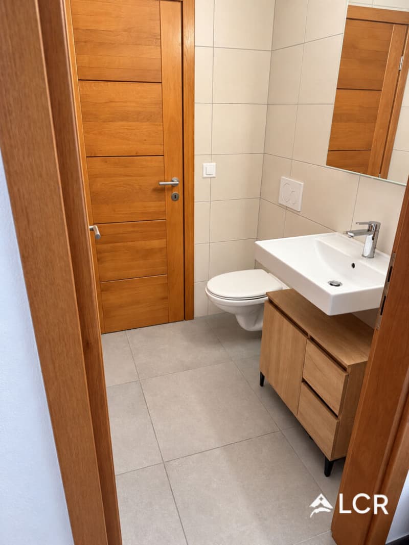 Bel appartement de 4.5p à Domdidier (12)