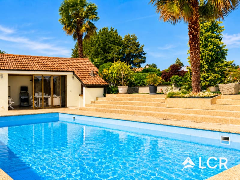 Magnifique maison familiale 8,5p / Jardin avec piscine et appartement indépendant (2)