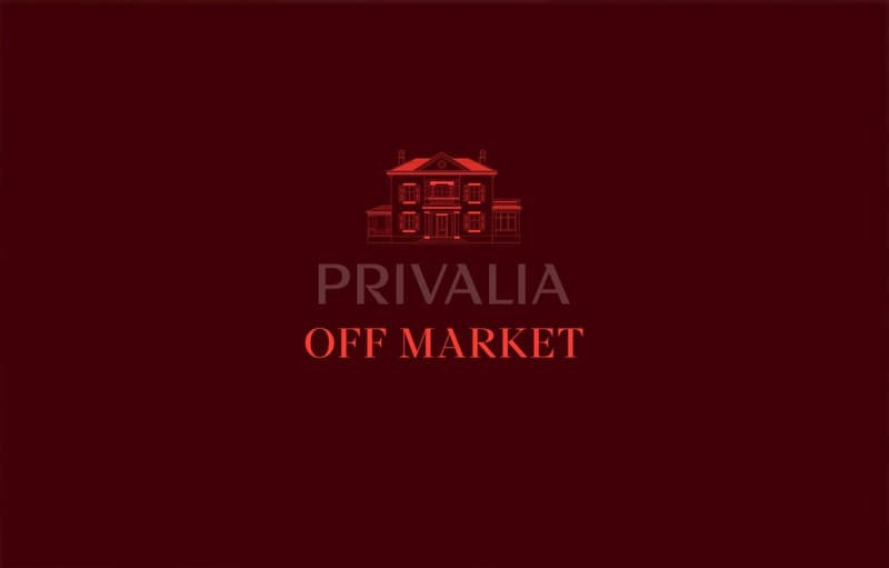 Off-market : Villa d'exception avec vue dégagée sur le lac (1)