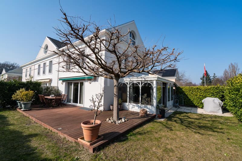 Belle maison mitoyenne en pignon avec jardin exposé plein sud (10)
