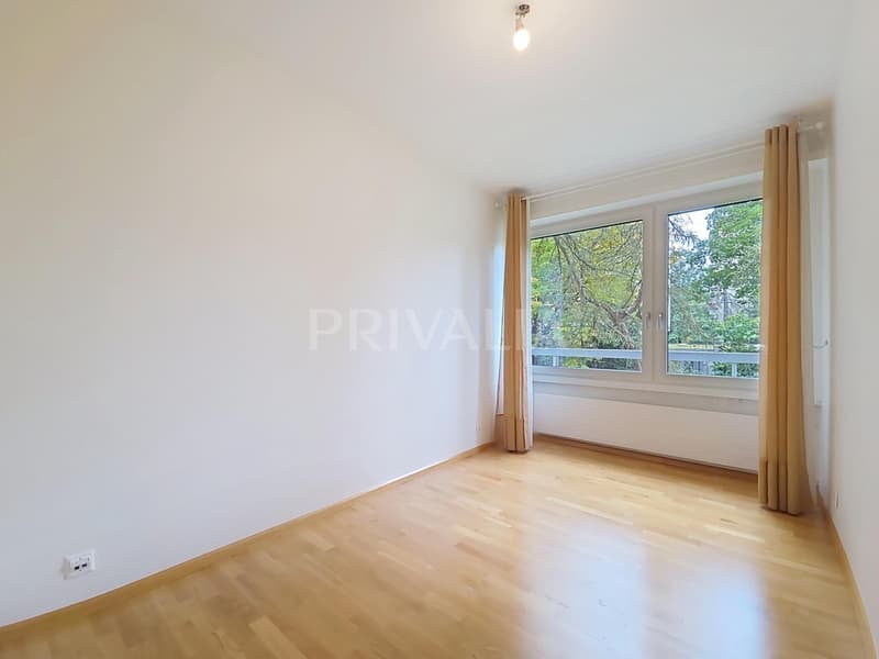 Magnifique appartement traversant dans un environnement verdoyant au coeur de Florissant (8)