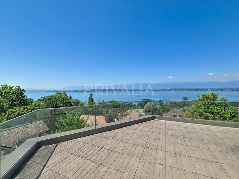 Exceptionnel attique en duplex offrant une vue panoramique sur le lac et les montagnes (9)