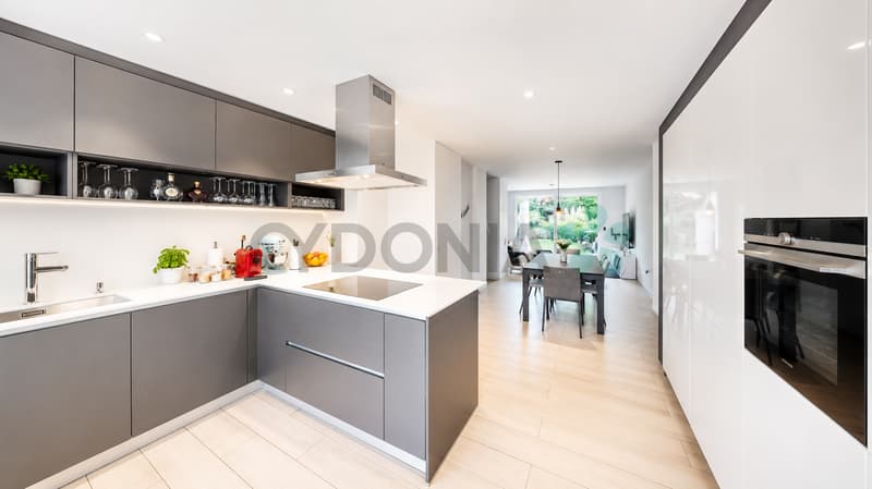 Exclusivité Belle maison mitoyenne de 135 m²,sur trois étages, en zone résidentielle d'Aire. (2)
