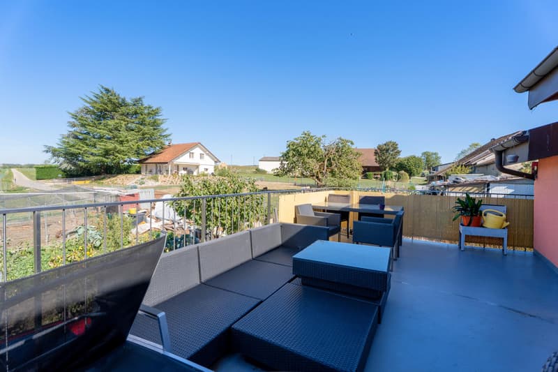 Duplex de 4.5 pièces avec terrasse à Penthaz (13)