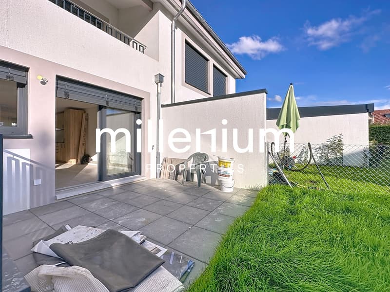Villa neuve mitoyenne avec jardin (6)