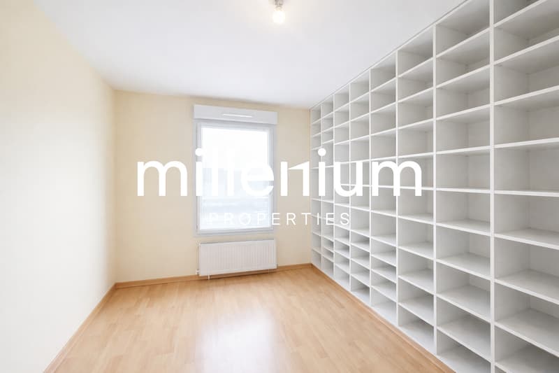 Superbe appartement aux portes de Genève (10)