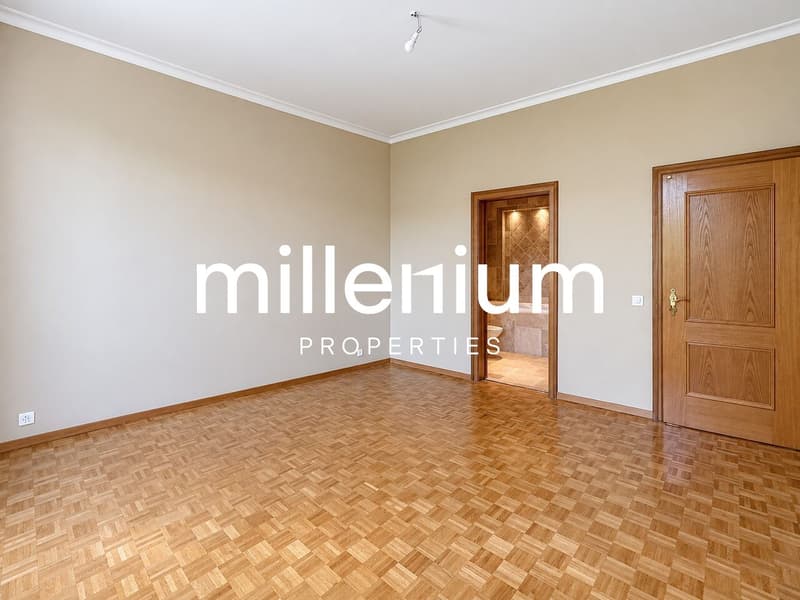 Appartement duplex de charme en rez-de-jardin au Château Barillet --Satigny (5)