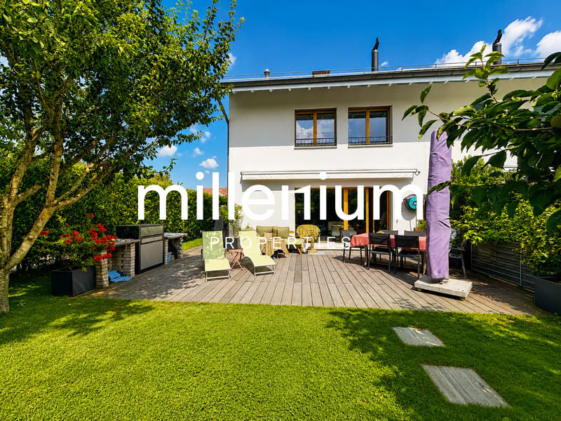 Exclusivité- Belle villa familiale avec piscine (1)