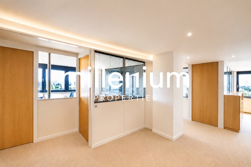 Business Center Premium - Bureaux d'Exception avec Vue sur le Lac (7)