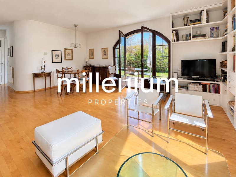 Maison contemporaine semi meublée avec jardin et studio indépendant (2)