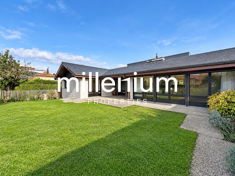 Villa individuelle de 5 pièces avec jardin - Meyrin (1)