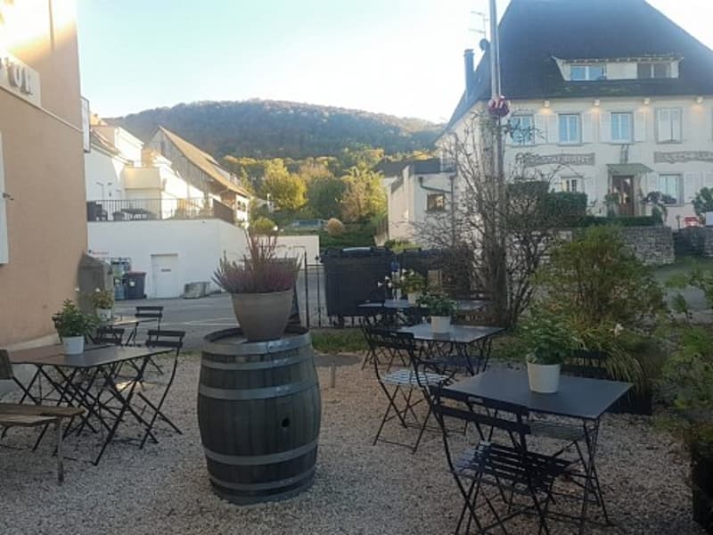 Réf: 11098*** Leymen, à deux pas de Biel Benken/CH Suisse: Charmant ensemble env. 320 m² (10)