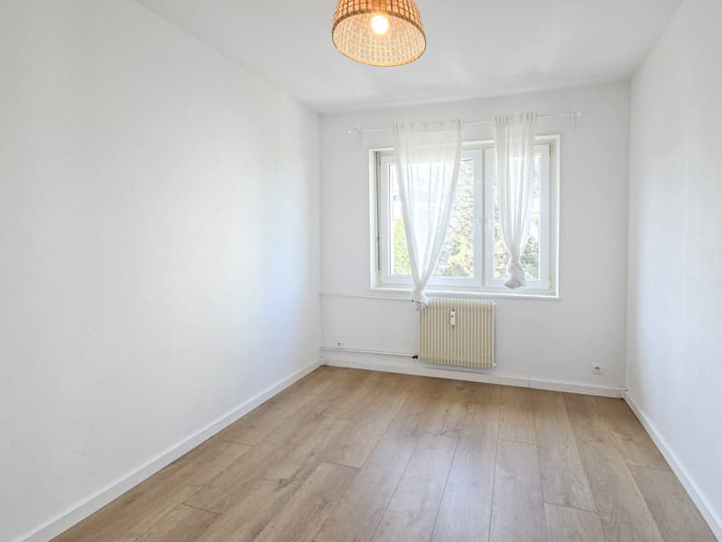 Réf: 11186*** St. Louis frontières Basel: appartement traversant très lumineux de 102 m² (10)