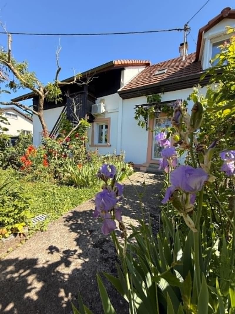 Réf: 11175***Région frontalière: Belle maison env. 150 m² (16)