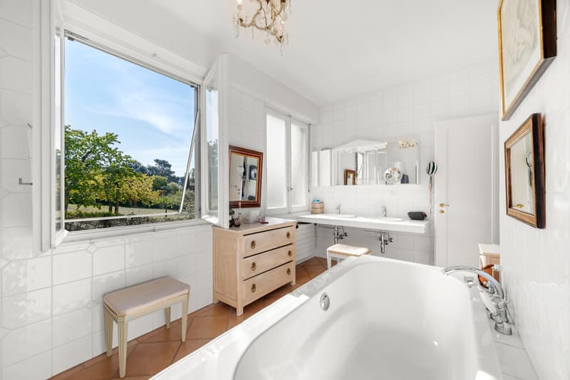 Maison individuelle à proximité du Bourg et du lac (9)
