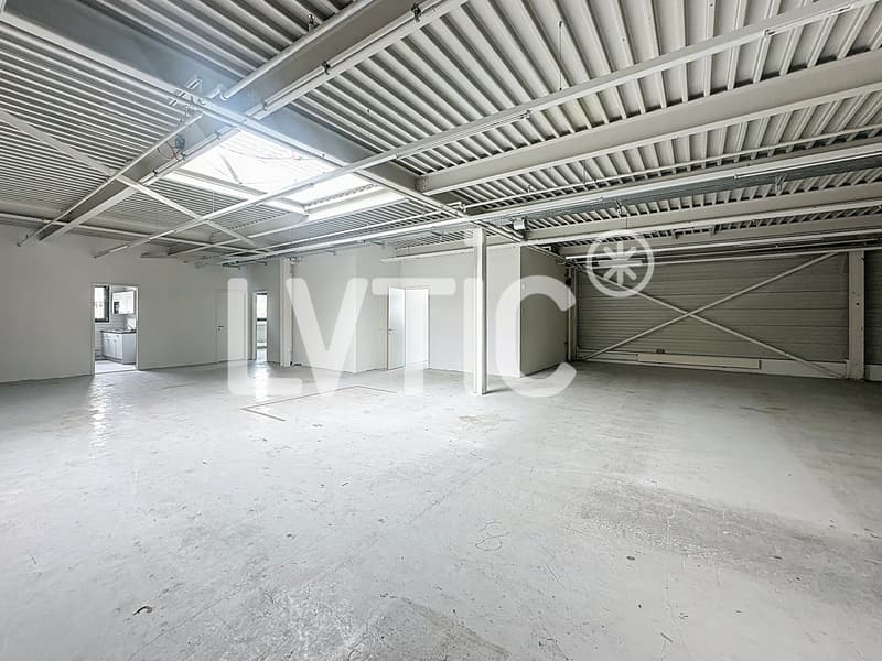 Showroom, bureaux, locaux de 1265 m2 divisibles à louer à Conthey (10)