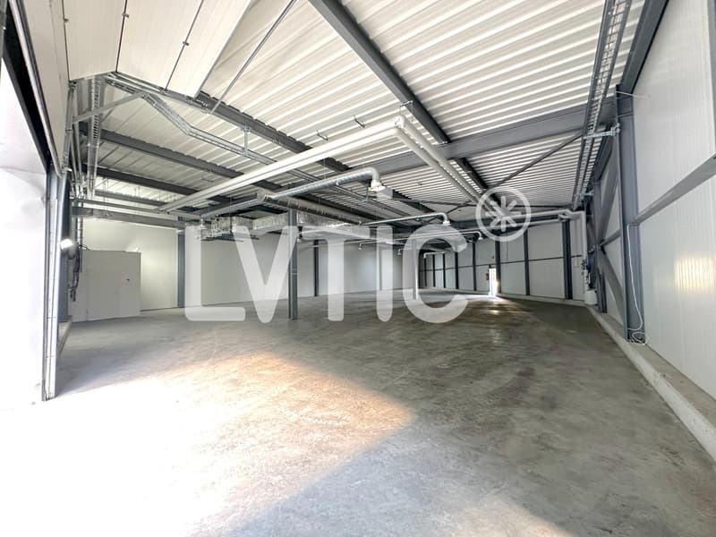 Dépôt, atelier de 524 m2 à louer à Villeneuve (5)