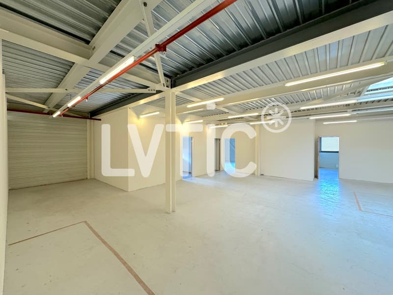 Showroom, bureaux, locaux de 290 m2 à louer à Conthey (2)