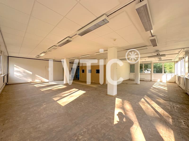 Bureaux, locaux de 886 m2 divisibles à louer à Ropraz (5)