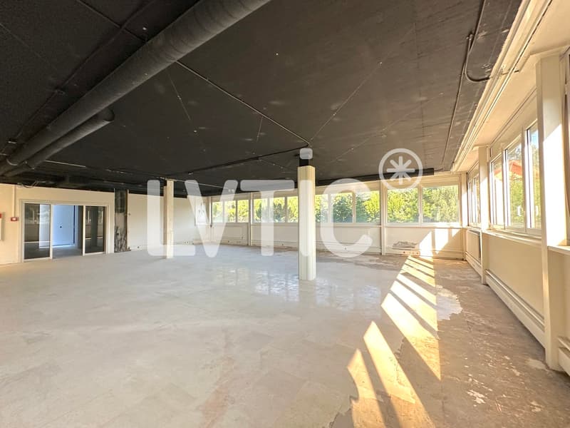 Bureaux, locaux de 886 m2 divisibles à louer à Ropraz (6)
