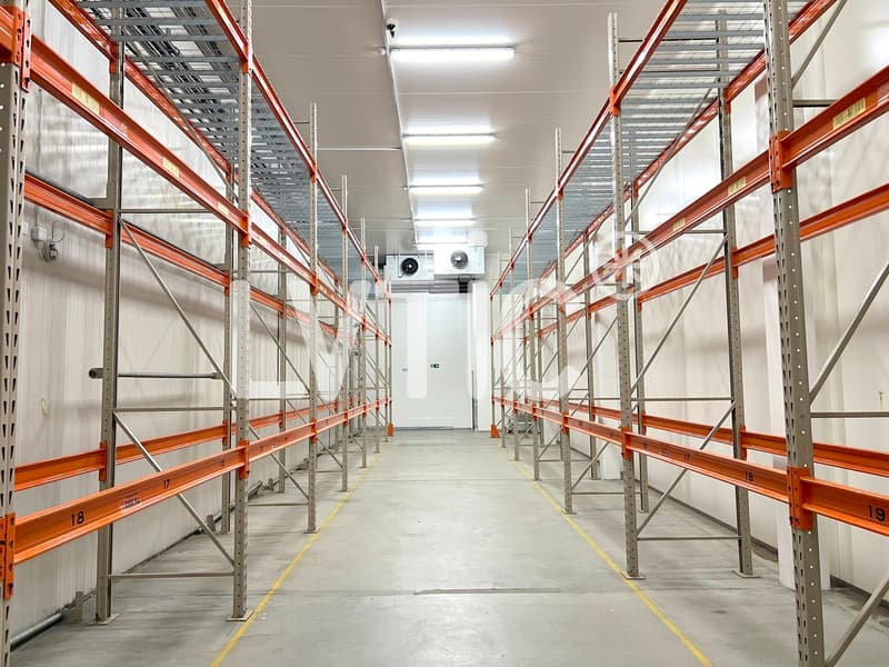 Site industriel de 5500 m2 divisibles à louer proche de Nyon (3)