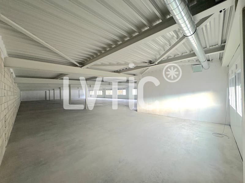 Locaux, bureaux de 565 m2 à louer à Villeneuve (6)
