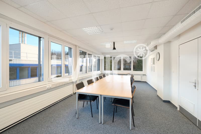 Site industriel de 5500 m2 divisibles à louer proche de Nyon (12)