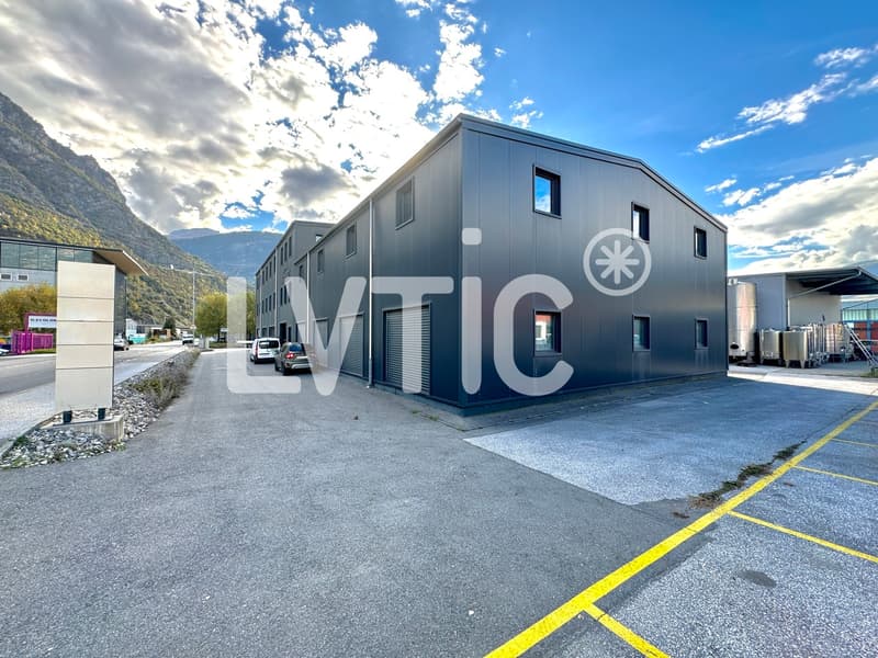 Bâtiment industriel de 1800 m2 sur parcelle de 1680 m2 à vendre Sierre (6)
