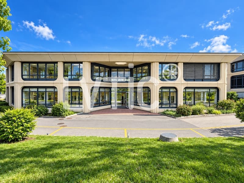 EXCLUSIVITÉ - Locaux de 640 m2 divisibles à louer à Crissier (4)
