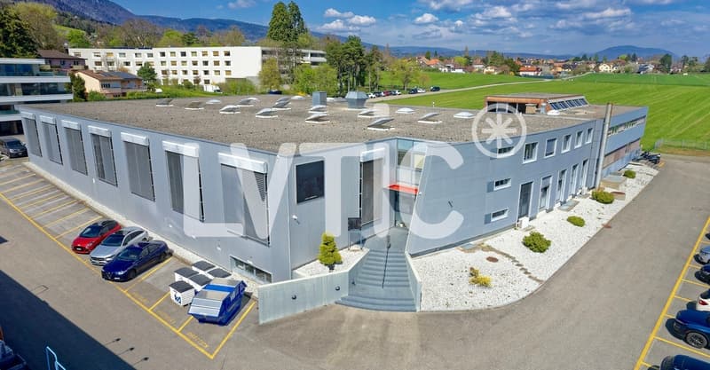 Halle, bureaux de 3600 m2 sur parcelle de 5000 m2 à vendre à Bevaix (2)