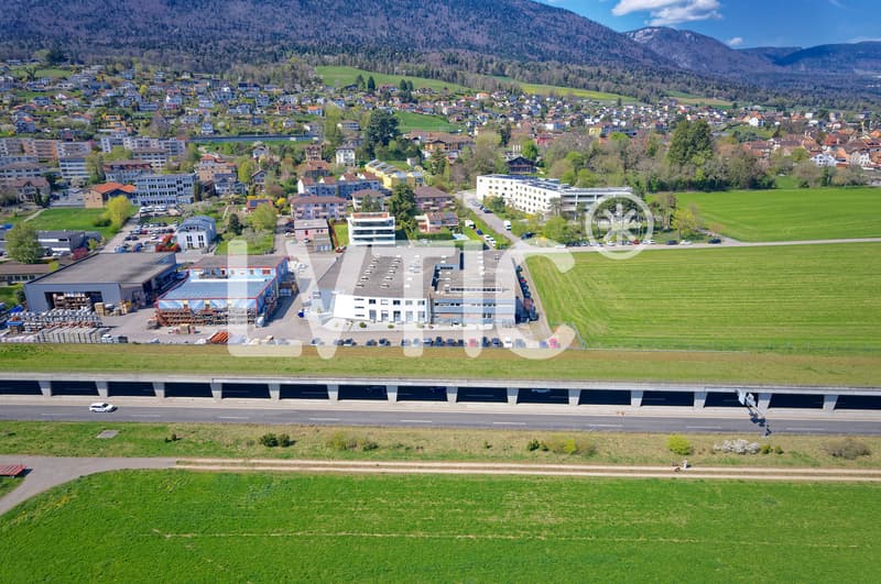 Halle, bureaux de 3600 m2 sur parcelle de 5000 m2 à vendre à Bevaix (6)