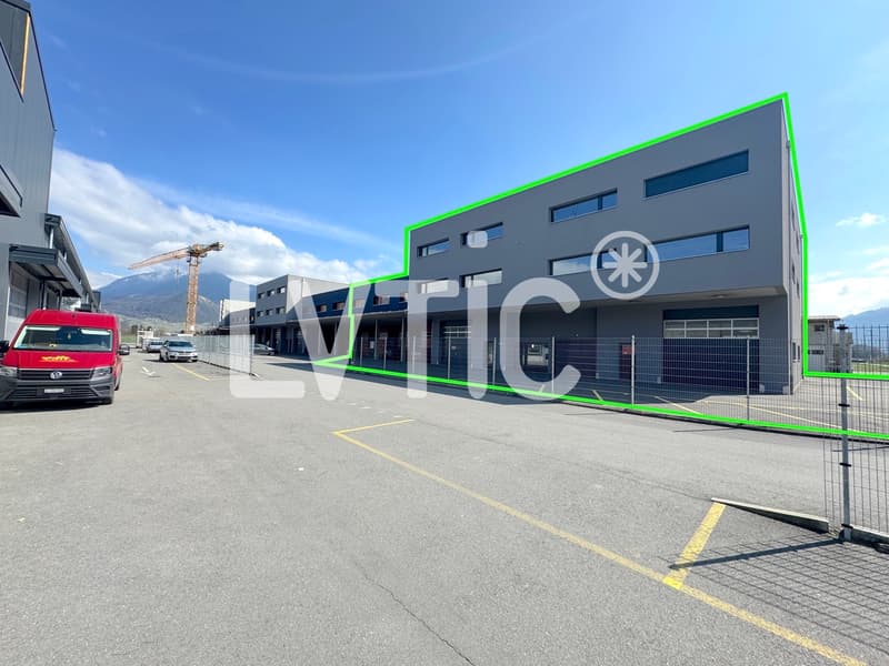Bâtiment industriel, ateliers, bureaux de 1710 m2 à vendre à Collombey (2)