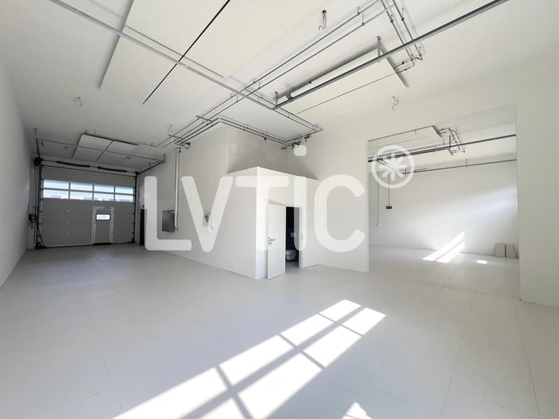 Bâtiment industriel, ateliers, bureaux de 847 m2 à vendre à Collombey (3)