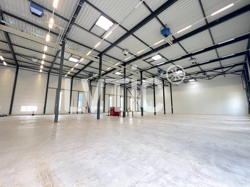Halle industrielle, bureaux de 1080 m2 à louer proche Sion - Vétroz (7)