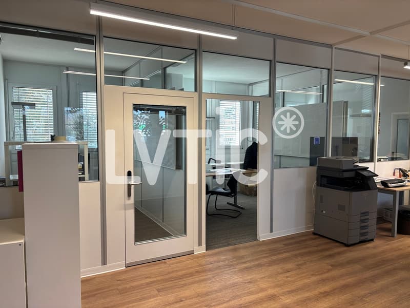 Bureaux de 240 m2 à louer à Bussigny - Sortie Autoroute A1 (2)
