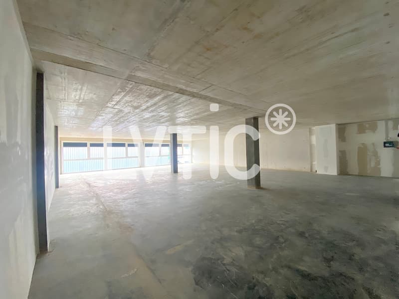 Atelier, dépôt, bureaux de 183 m2 à louer à Yverdon (2)