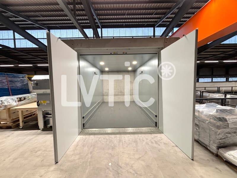 Dépôt de 500 m2 à louer à Orbe (5)