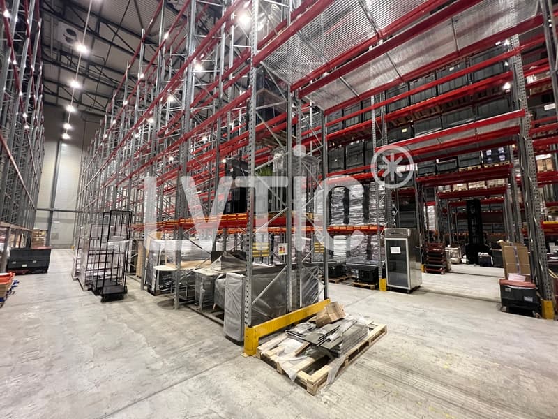 Dépôt de 4000 m2 divisibles dès 2200 m2 à louer à Meyrin - Satigny (3)