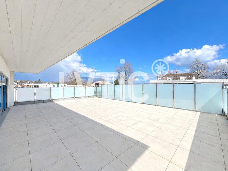 Locaux, bureaux de 230 m2 et terrasse de 70 m2 à louer à Yverdon (3)