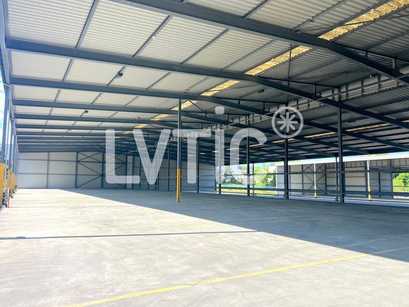 Halles de stockage de 12'000 m2 divisibles dès 1000 m2 à louer à St Prex (3)