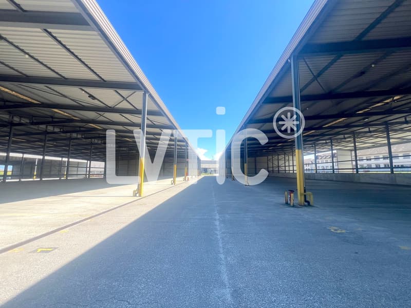 Halles de stockage dès 1000 m2 à louer à St Prex (7)