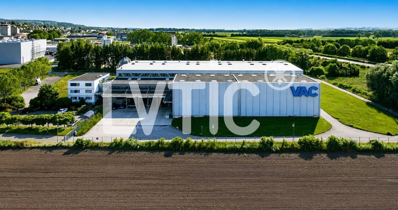 Halle logistique et bureaux de 7200 m2 divisibles à louer à Avenches (5)