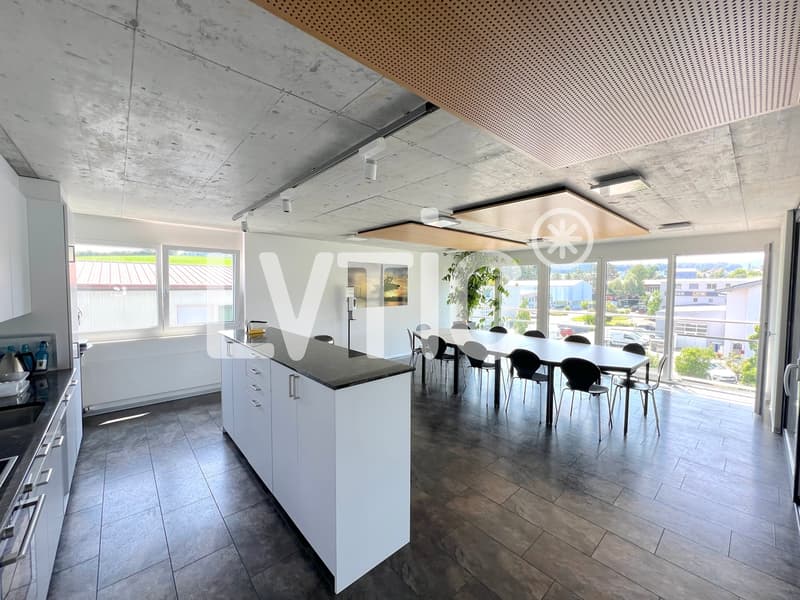Bâtiment industriel 1895 m2 sur parcelle 3120 m2 à vendre - Hindelbank (9)